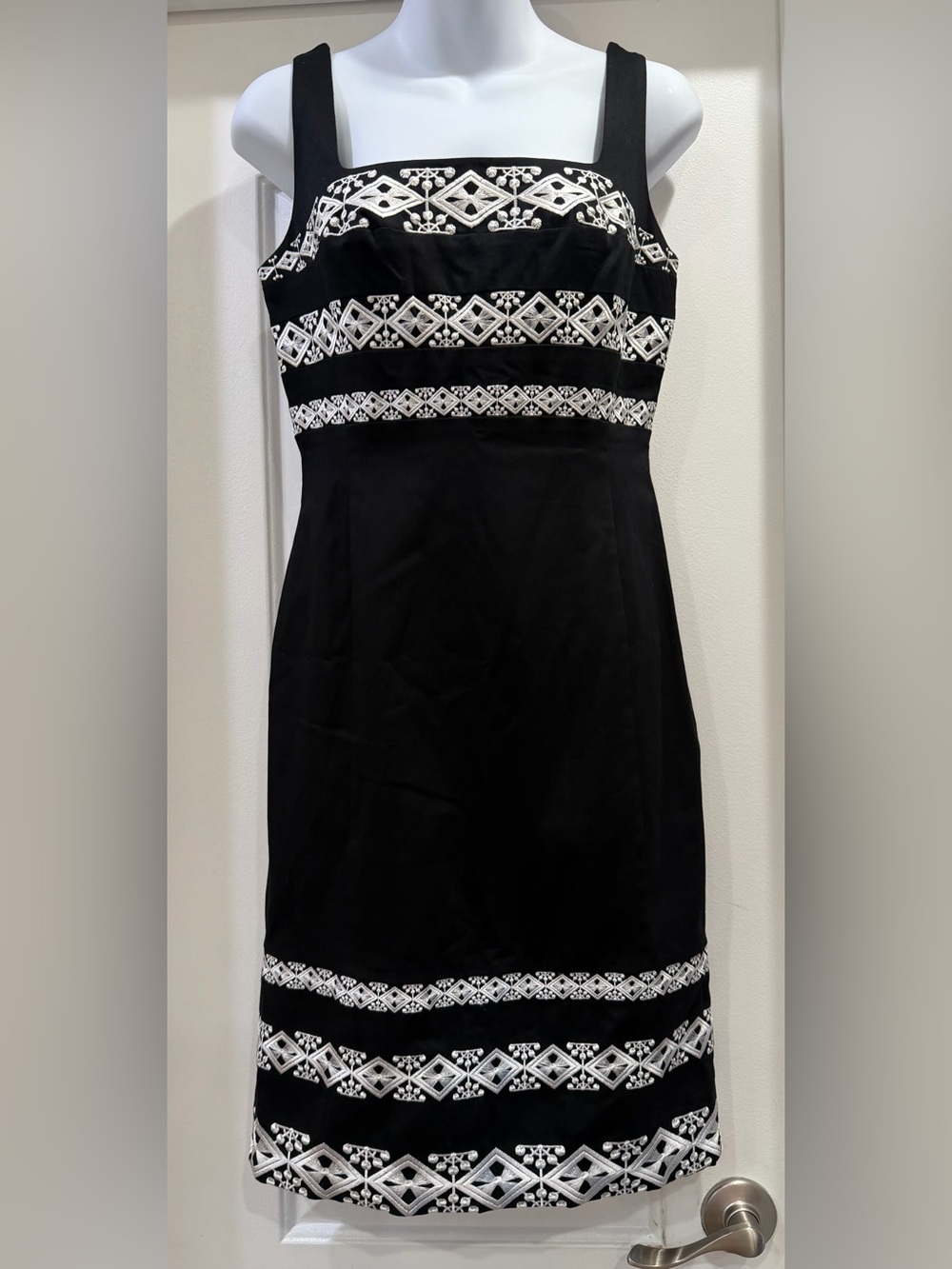White House Black Market Black Dress with White Embroidery Size 2